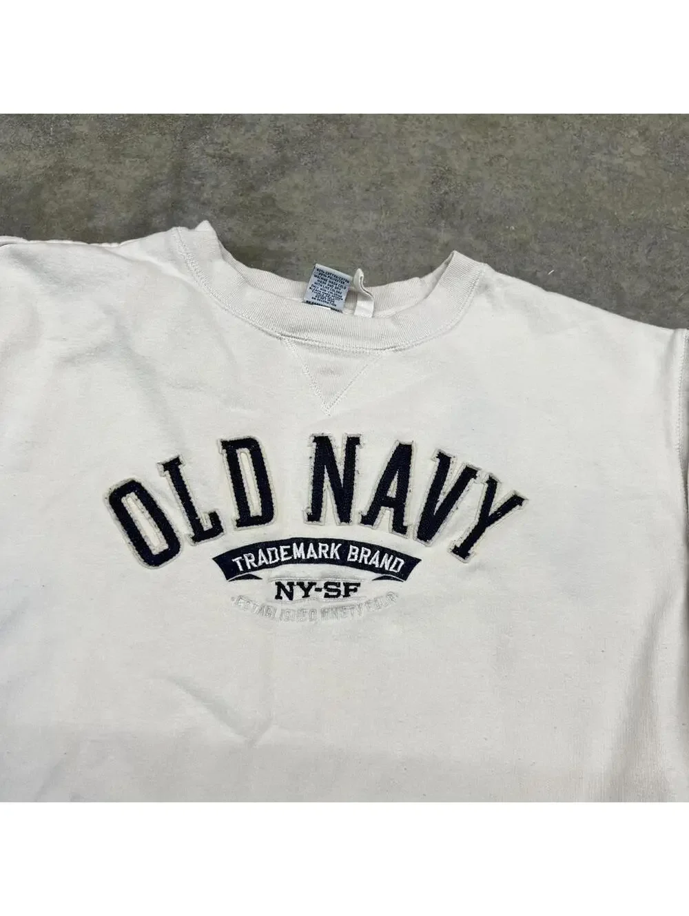 vintage old navy white and black spell out heavyweight crewneck size xl